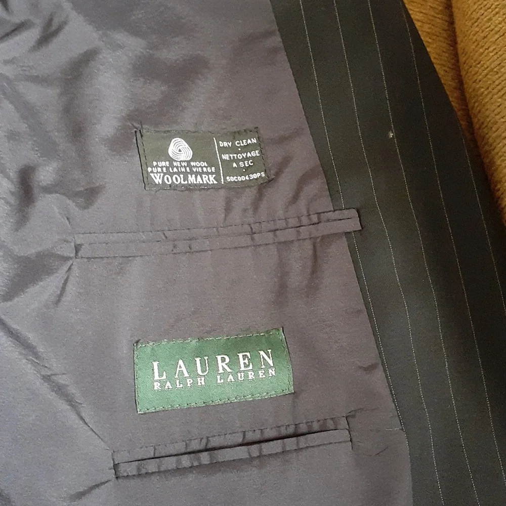 Lauren Ralph Lauren two-piece suit - Picture 3 of 9